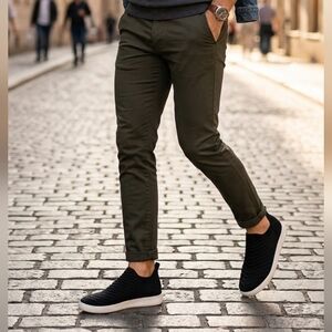 White Mountain Men's Textile Upper 8M Black White Stretchy Slip On